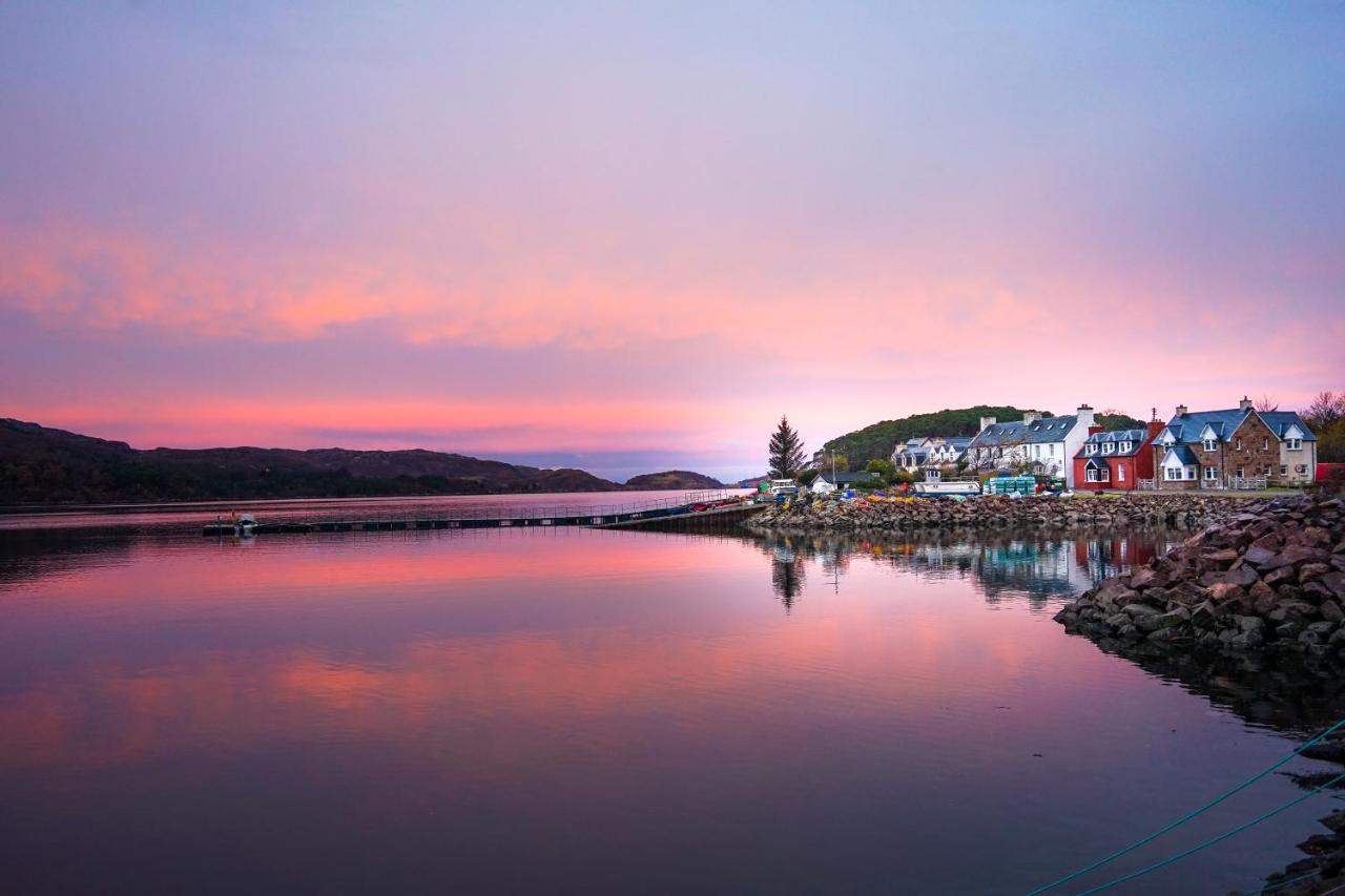 Tigh An Eilean Hotel Shieldaig  Exterior photo